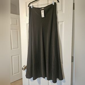 Abercrombie Black Satin Mid Rise Maxi Skirt size Medium NWT